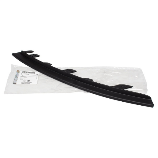 SİS FAR KAPAK ALT ÇITASI  SAĞ CORSA E 13442432